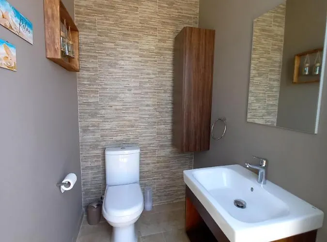 Luxury Penthouse With Private Pool *