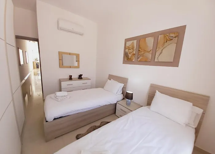 Luxury Penthouse With Private Pool 아파트